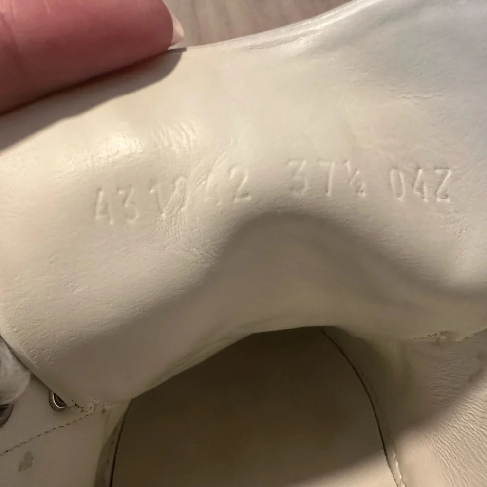 Authentic Gucci shoes size 8.5 - Picture 11 of 14